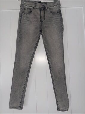Express Women's Skinny Jeans in Grey Wash